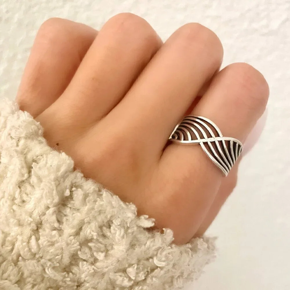 925 Sterling Silver Minimalist Ring Dainty Wave Ring Criss Cross Ring Band